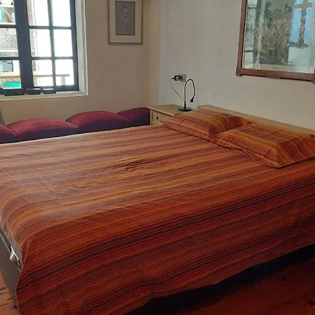 Peregrinos Al Pie Del Camino * Vigo