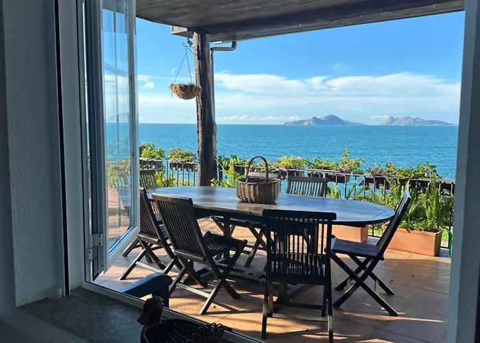 Peregrinos Al Pie Del Camino Comarca de Vigo